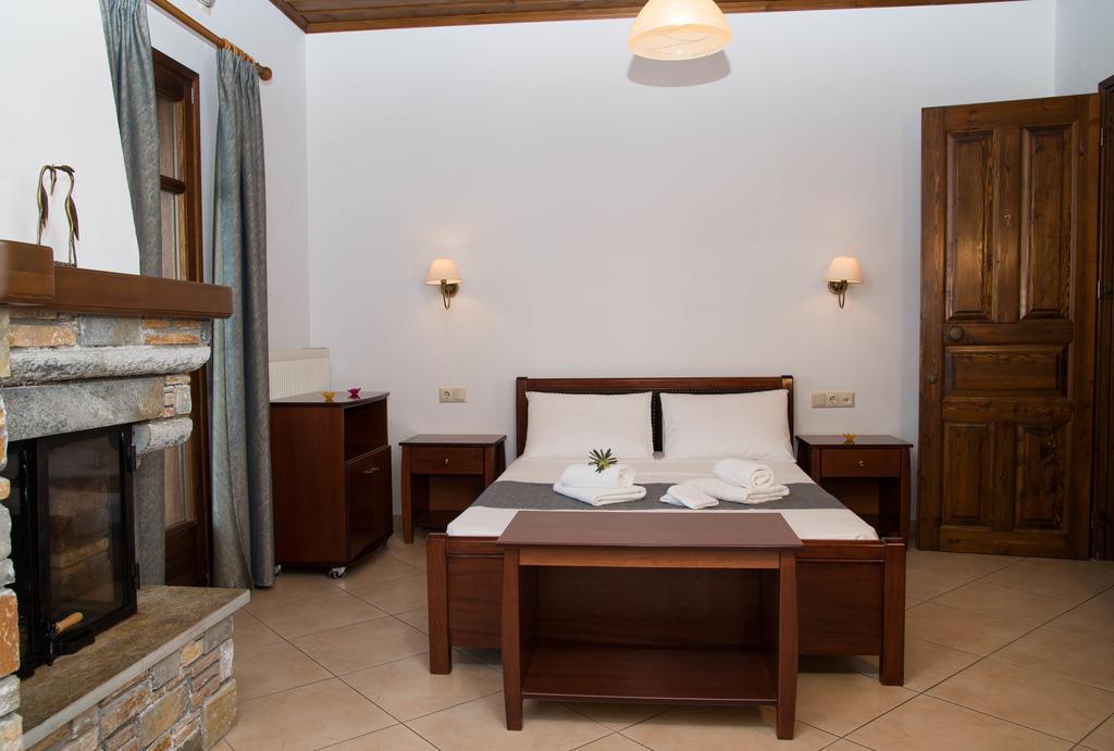 Guesthouse Enastron Хорефто Экстерьер фото